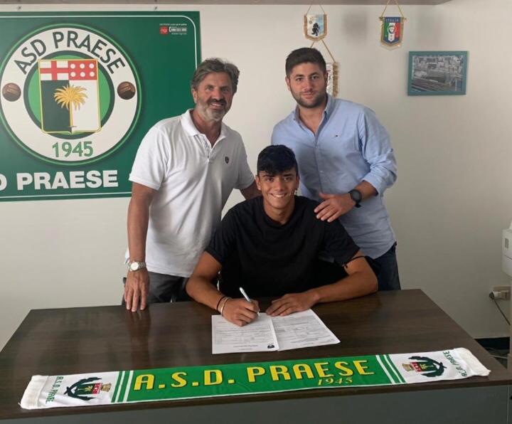 Luca Farci firma con la Praese
