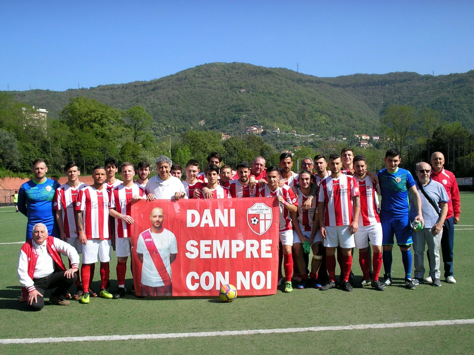 Il San Gottardo non dimentica: lo striscione in ricordo di Danilo Tornatola