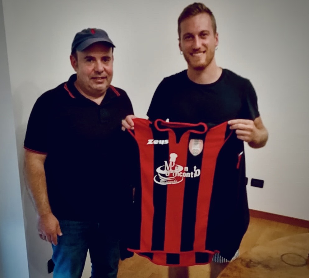 Ceparana: Francesco Valletta nuovo attaccante